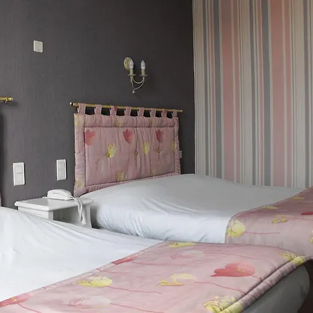 De La Cathedrale Hotel 2*