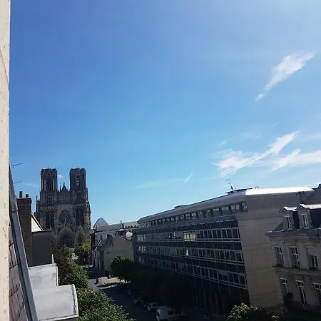 Hotel De La Cathédrale 2*